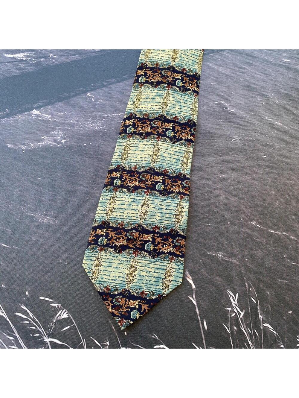 The Metropolitan Museum of Art Men’s 100% Silk Neck Tie, Abstract, Floral